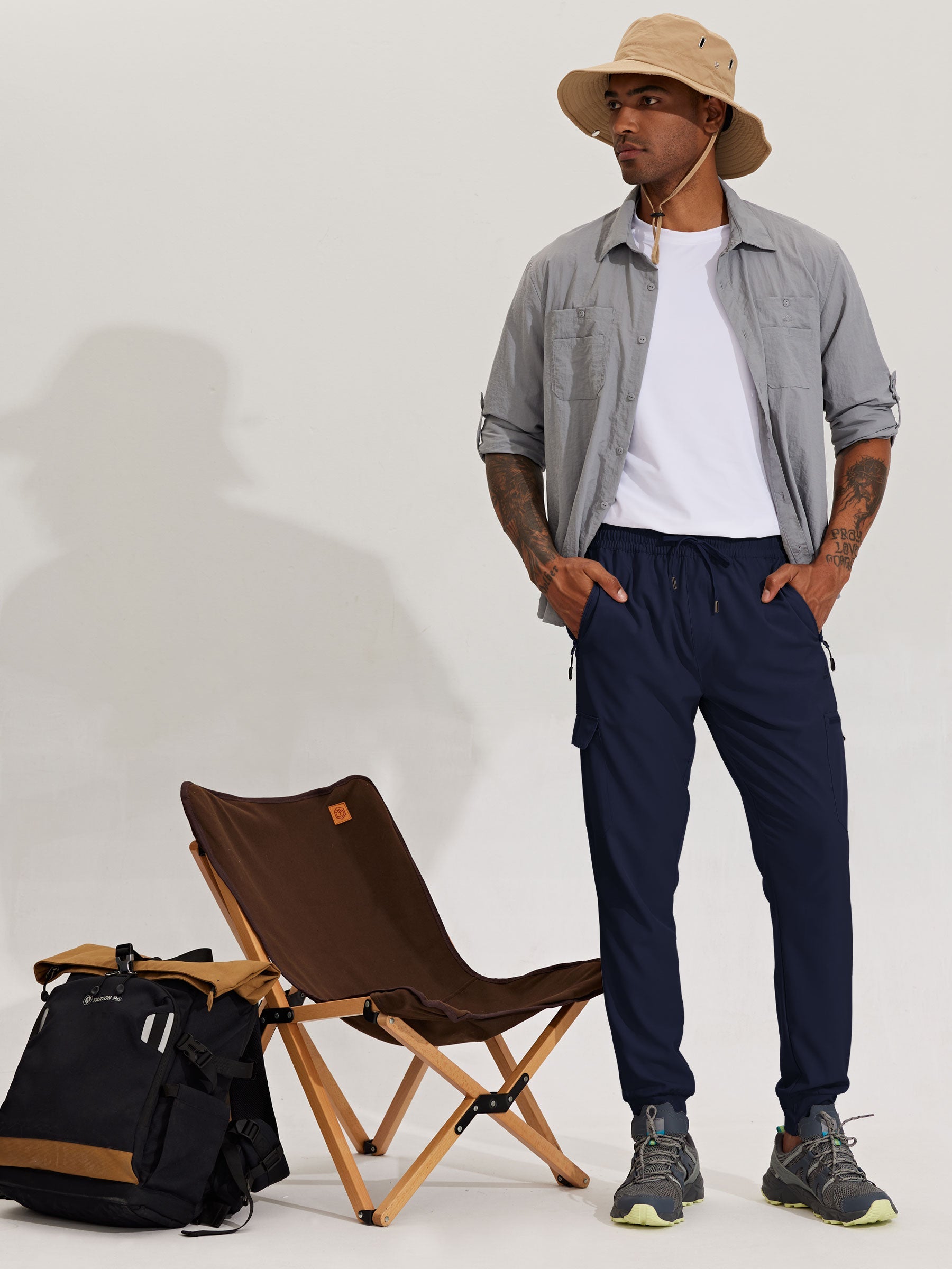 Men's Lightweight Cargo Hiking Running Joggers_Navy_model4