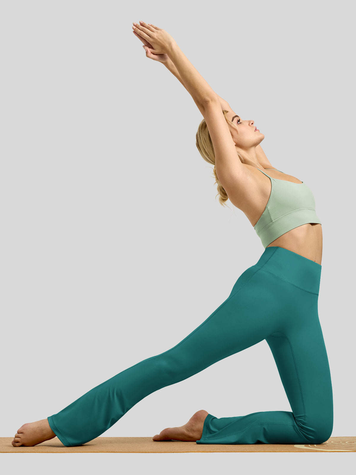 Willit Women's Butterflux Yoga Flare Leggings 33 Inch in green