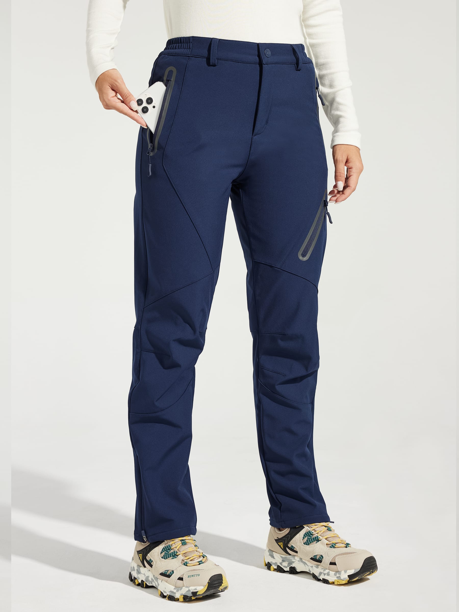 Women's Fleece Lined Snow Cargo Pants_Navy_model1