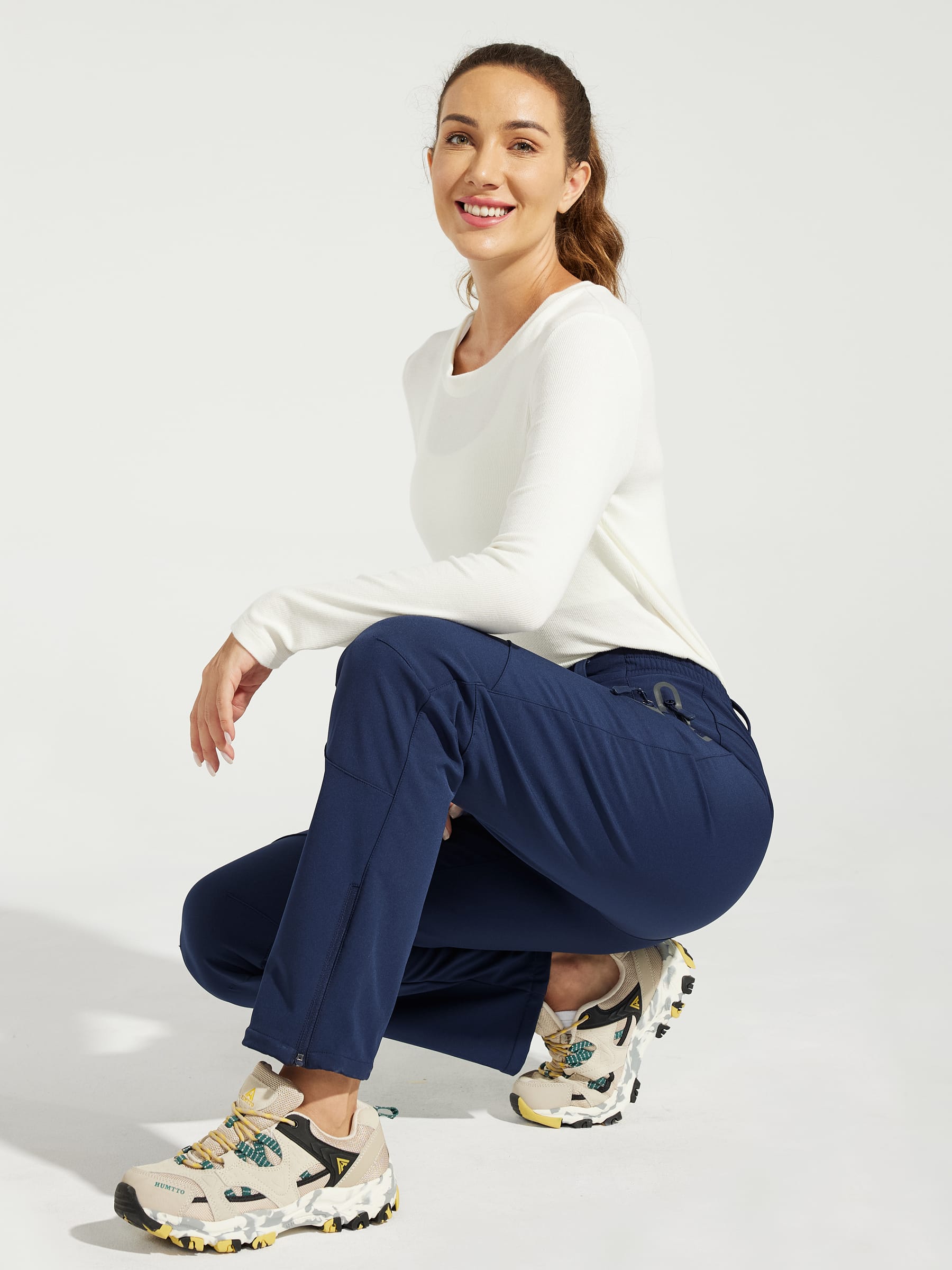 Women's Fleece Lined Snow Cargo Pants_Navy_model3