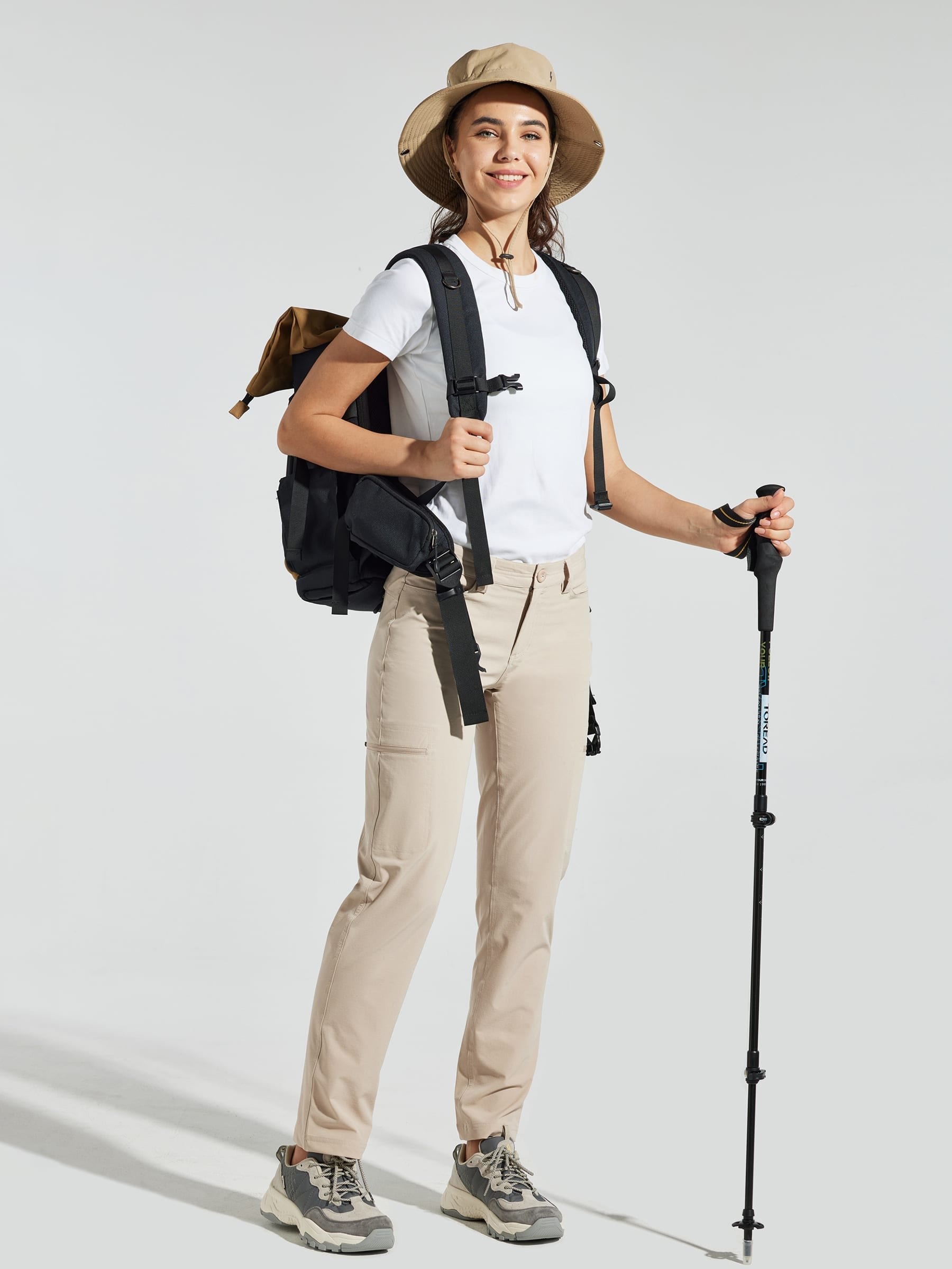 Women's Waterproof Hiking Pants_Khaki_model4