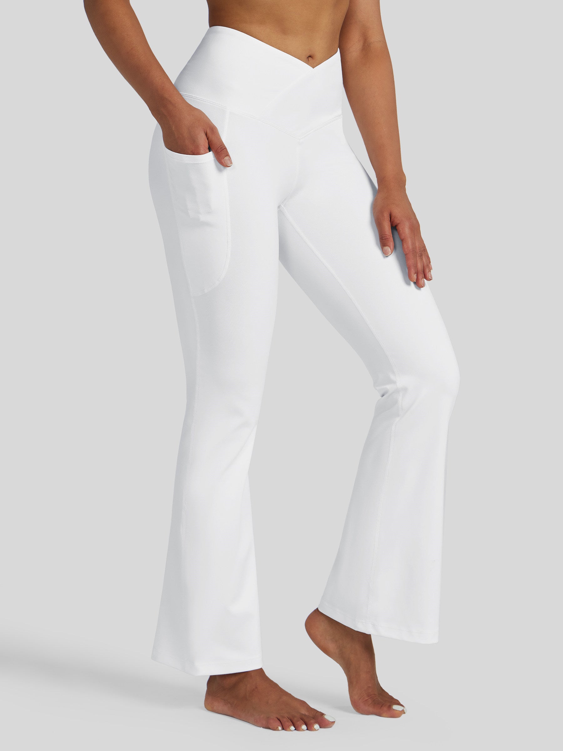 Womens Crossover Flare Yoga Leggings 31 Inch white