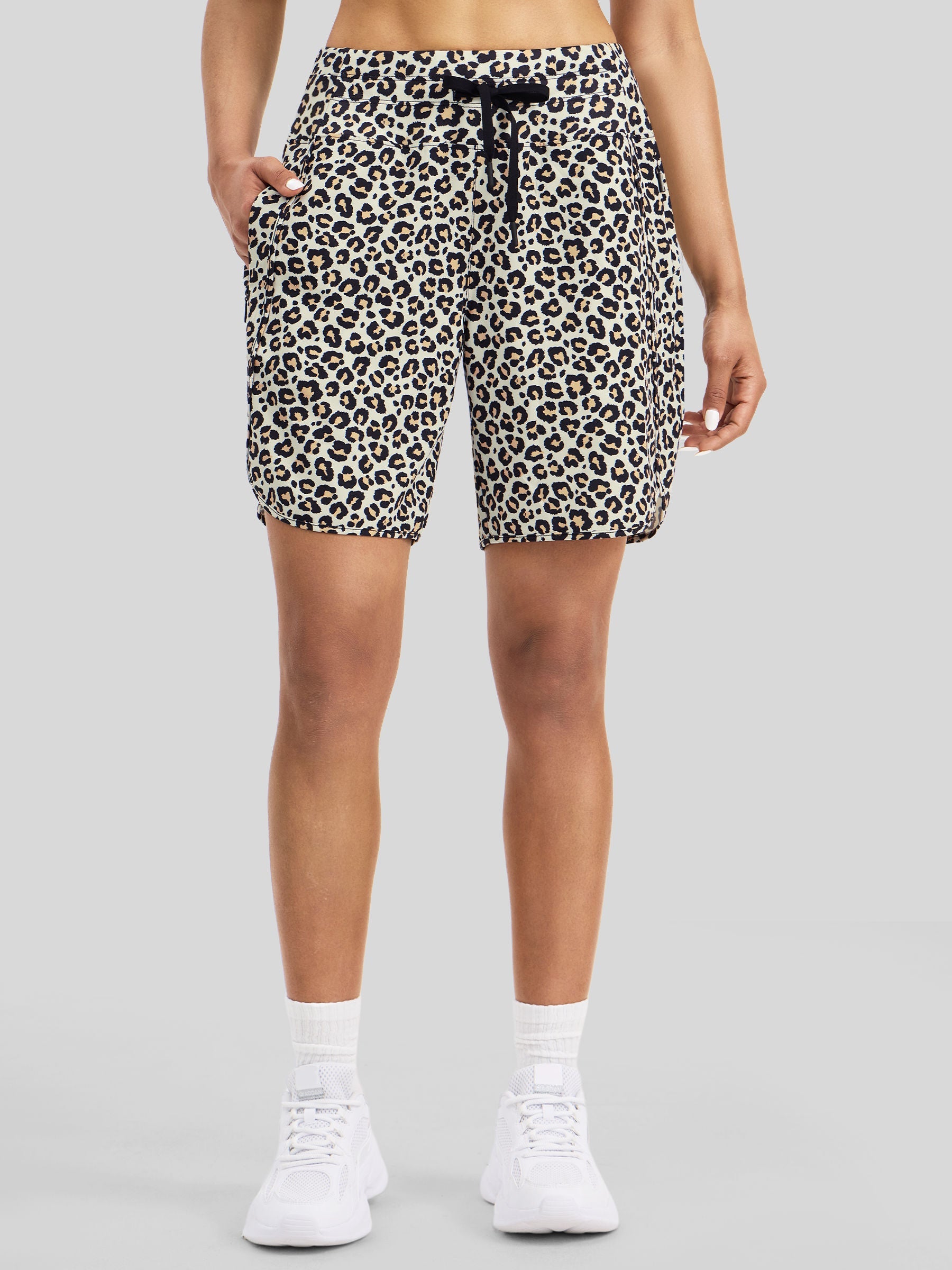 Willit Womens Active 7 Inch Shorts in leopard2
