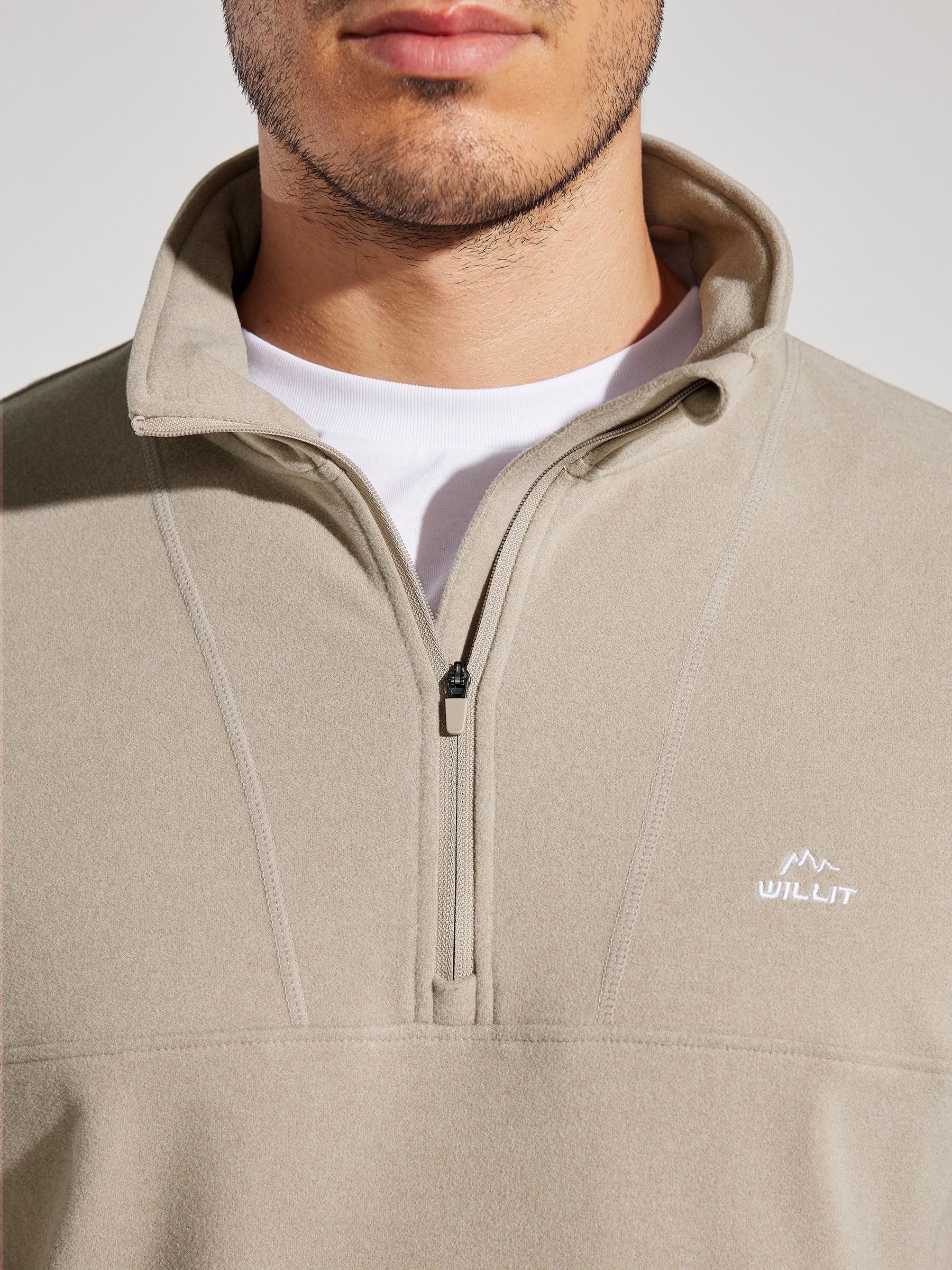 Men's Fleece Quarter Zip Pullover_MilkTea_model2