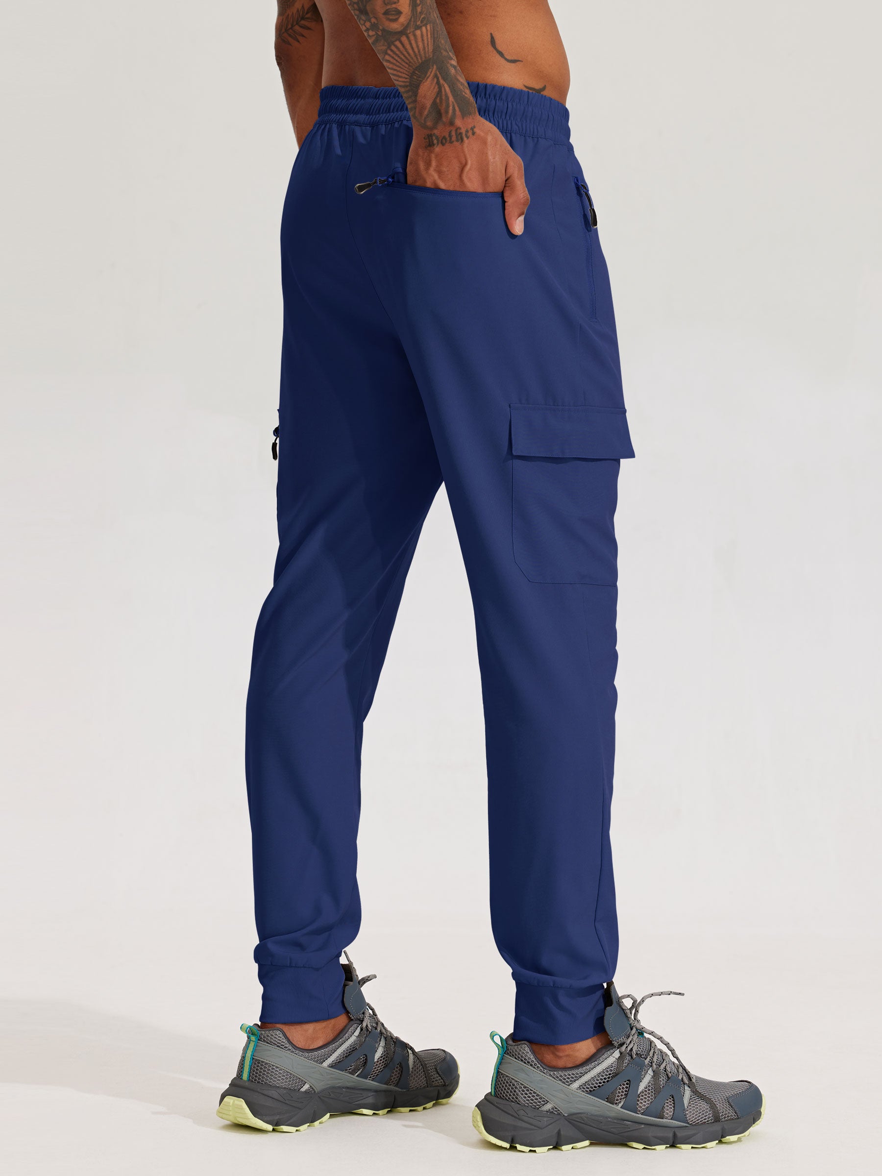 Men's Lightweight Cargo Hiking Running Joggers_Blue_model2