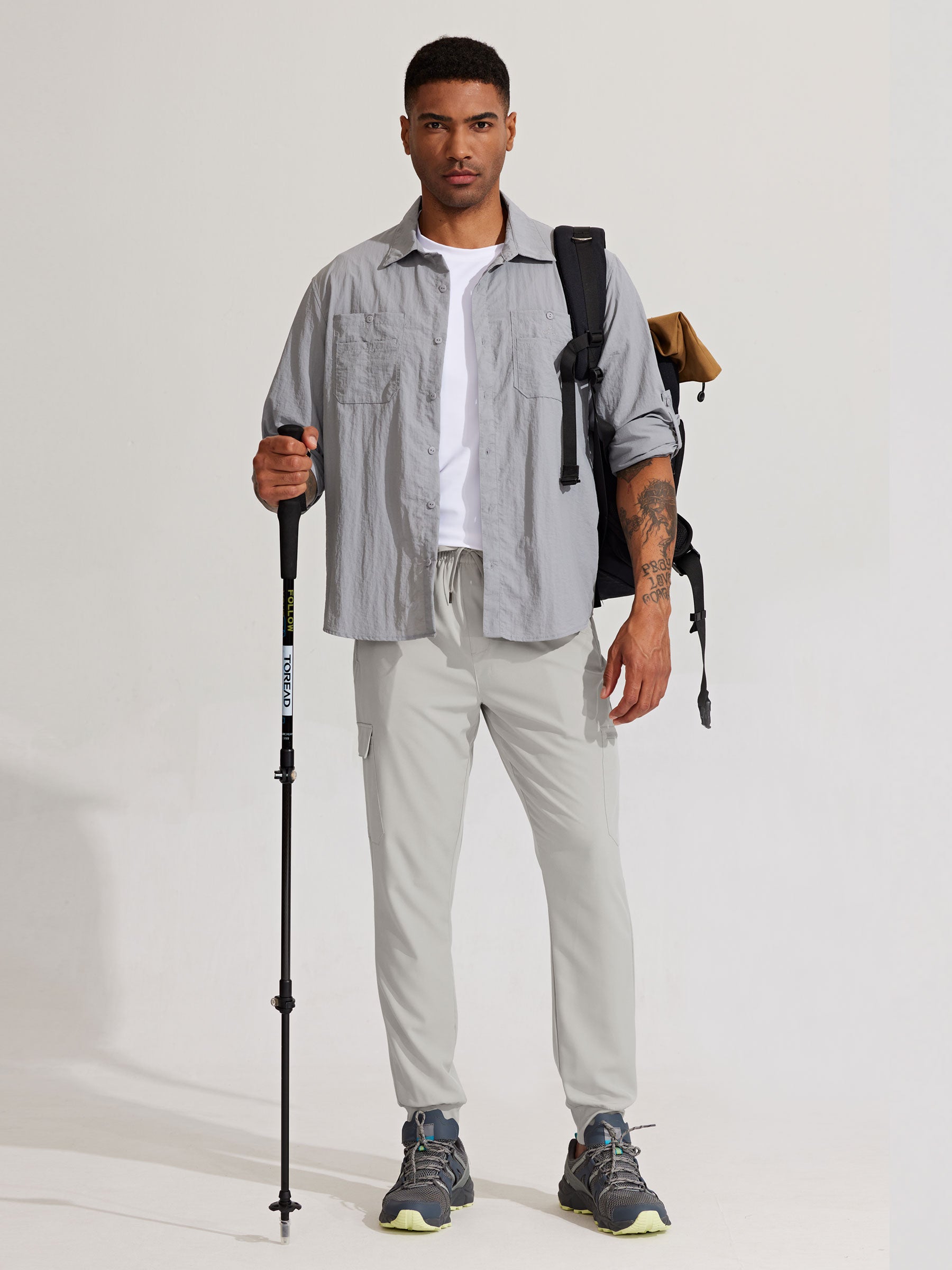 Men's Lightweight Cargo Hiking Running Joggers_LightGray_model3