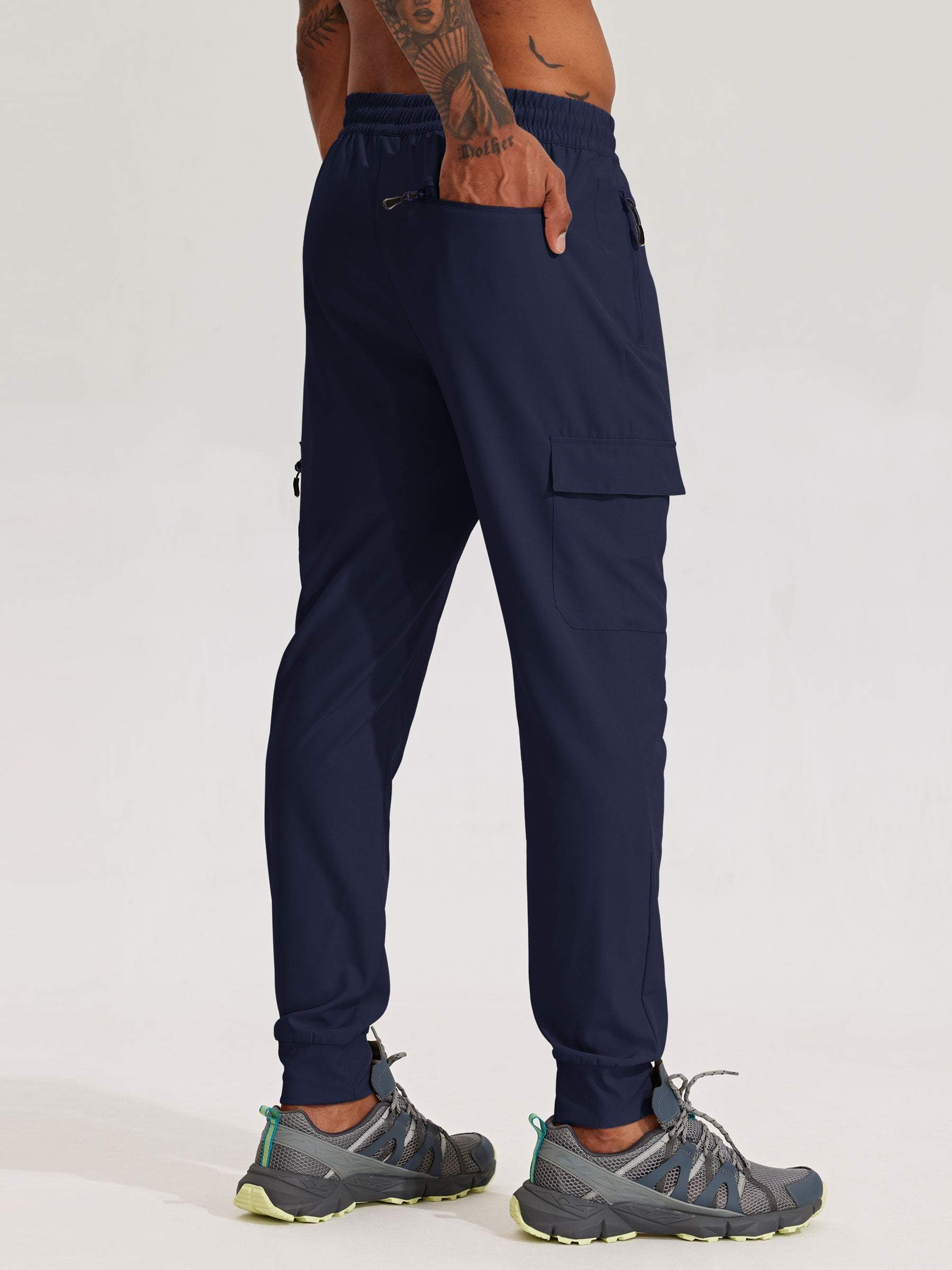 Men's Lightweight Cargo Hiking Running Joggers_Navy_model2