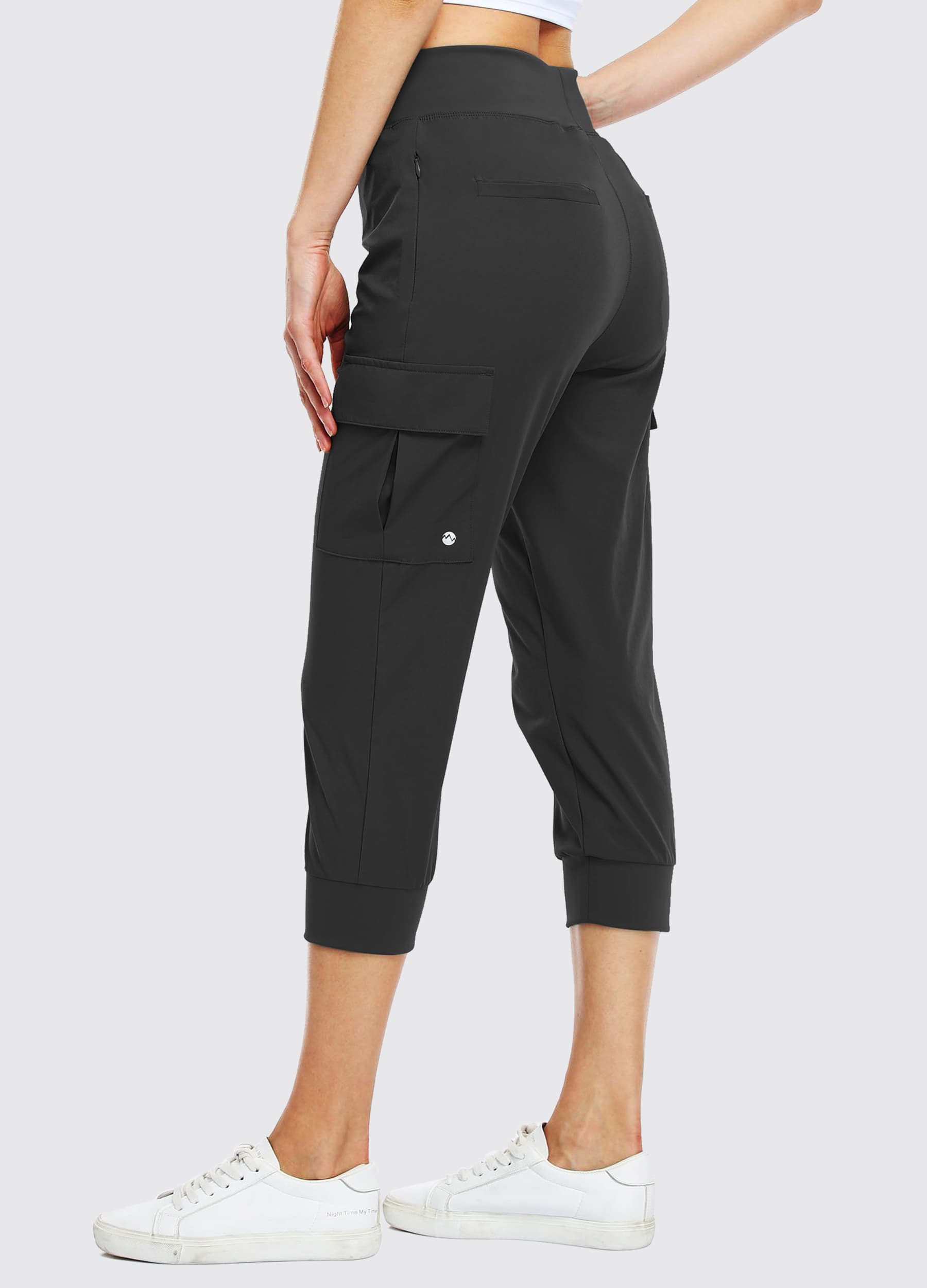 Women's Cargo Hiking Capris Pants_Black2