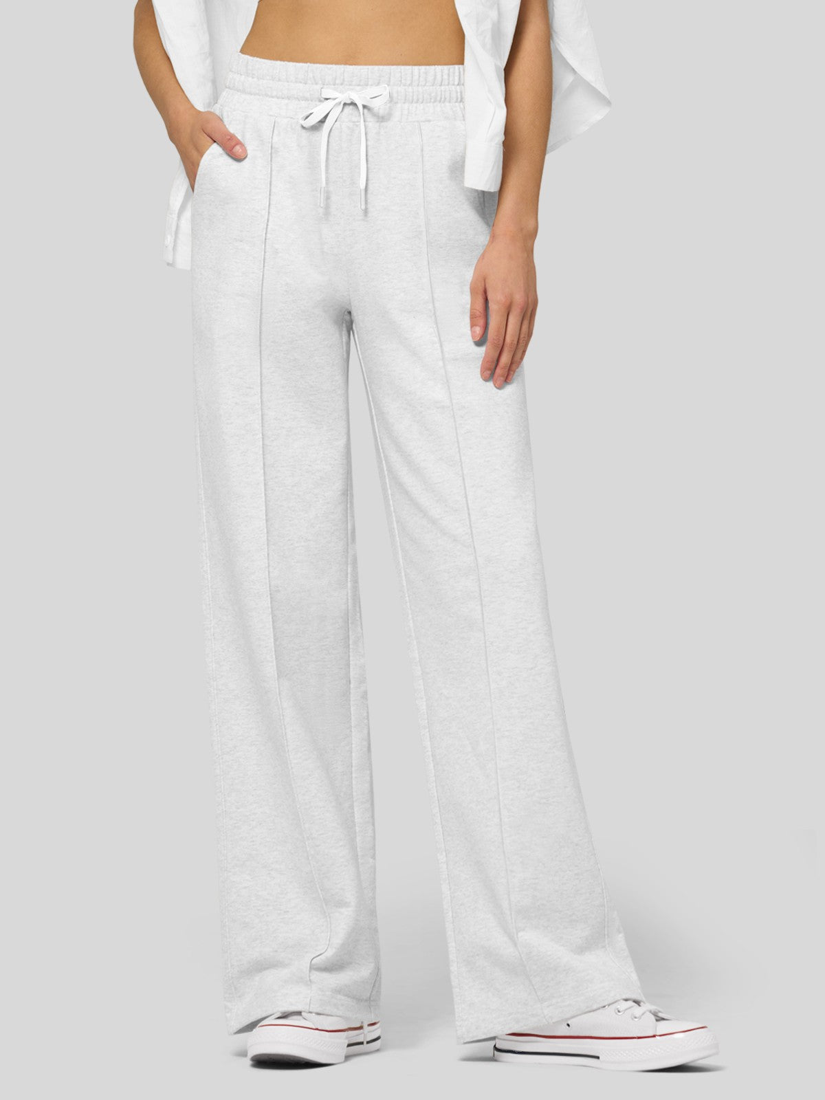 willit Women's Breeze Straight Leg Sweatpants in light gray_1