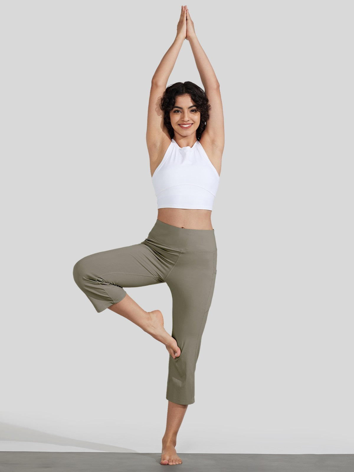 Willit Women's Straight Leg Capris Pants_sage green